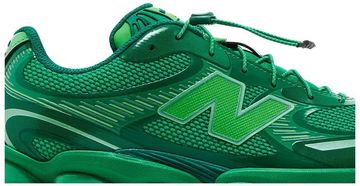 Foto do produto Tênis New Balance 2000 x Aminé Biblioteca
