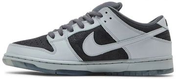 Foto do produto Tênis Nike Atlas x Dunk Low Premium SB Wolf Grey