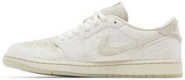 Foto do produto Tênis Chris Paul x Air Jordan 1 Retro Low OG Give Them Flowers