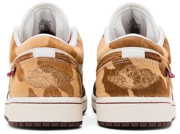 Foto do produto Tênis Nike Air Jordan 1 Low SE Year of the Horse