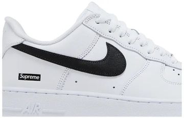 Foto do produto Tênis Nike Supreme x Air Force 1 Low Box Logo - White Black