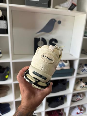 Foto do produto Tênis Nike Stussy x Air Zoom Spiridon Caged 2 Fossil (PRONTA ENTREGA)