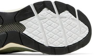 Foto do produto Tênis New Balance JJJJound x 990v3 Olive