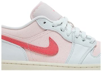 Foto do produto Tênis Air Jordan 1 Low Strawberry Milkshake