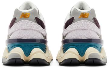 Foto do produto Tênis New Balance 9060 Taro Plum Brown