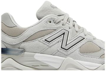 Foto do produto Tênis New Balance 9060 Silver Metallic Grey