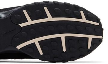 Foto do produto Tênis New Balance 204L Black Timberwolf