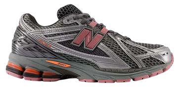 Foto do produto Tênis New Balance 1906R Dark Silver Metallic Pink