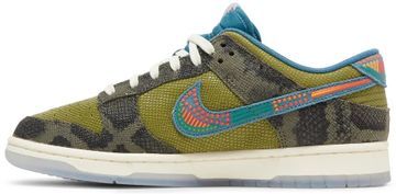Foto do produto Tênis Nike Dunk Low SiEMPRE Familia