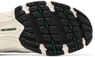Foto do produto Tênis New Balance 530 Sea Salt Marsh Green