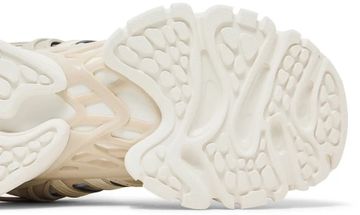 Foto do produto Tênis Adidas XLG Runner Deluxe Beige White