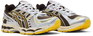 Foto do produto Tênis Asics VANDYTHEPINK x Gel Kayano 12.1 Chocolate