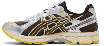 Foto do produto Tênis Asics VANDYTHEPINK x Gel Kayano 12.1 Chocolate