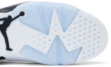 Foto do produto Tênis Air Jordan 6 Retro Oreo 2026