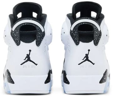 Foto do produto Tênis Air Jordan 6 Retro Oreo 2026