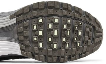 Foto do produto Tênis Nike P-6000 Cave Stone Metallic Silver