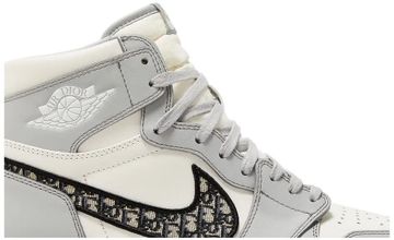 Foto do produto Tênis Dior x Air Jordan 1 High