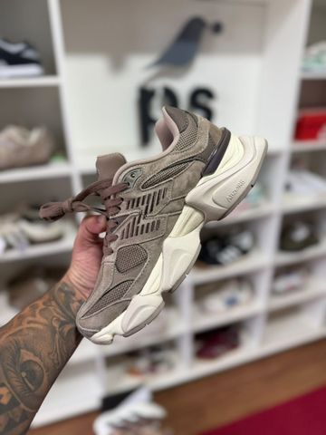 Foto do produto Tênis New Balance 9060 Mushroom Brown (PRONTA ENTREGA)