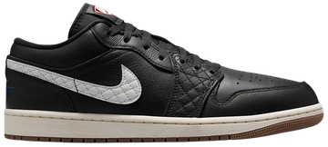 Foto do produto Tênis Air Jordan 1 Low SE Off Noir University Red