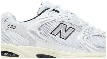 Foto do produto Tênis New Balance 530 White Metallic Silver