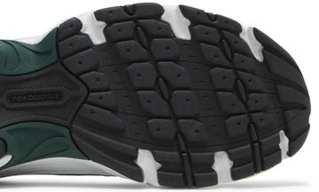Foto do produto Tênis New Balance 530 White Nightwatch Green