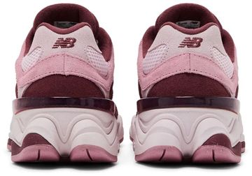 Foto do produto Tênis New Balance 9060 Pink Granite