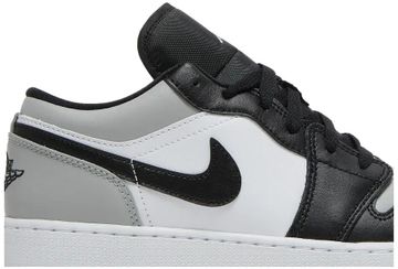 Foto do produto Tênis Air Jordan 1 Low Light Smoke Grey