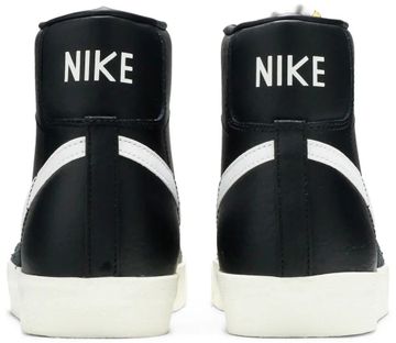 Foto do produto Tênis Nike Blazer Mid '77 Vintage Black Sail