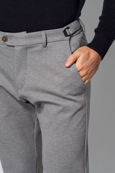 Calça Masculina de Alfaiataria Tech Cinza Claro