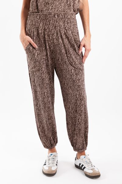 CALÇA CARLA Look