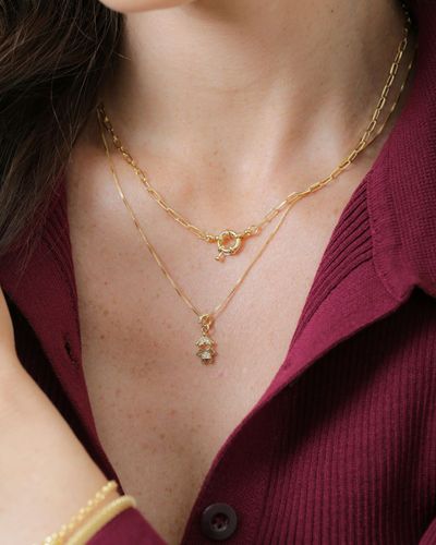 Colar dourado malha veneziana pingente filho