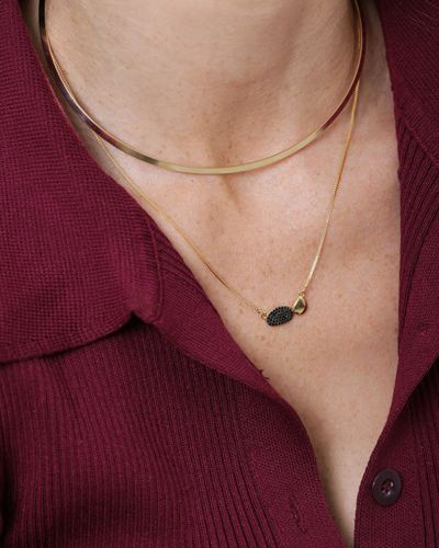 Colar malha veneziana pingente oval cravejado zircônias negras