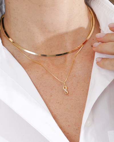 Choker aro rígido liso com extensor fecho jacaré banhado a ouro