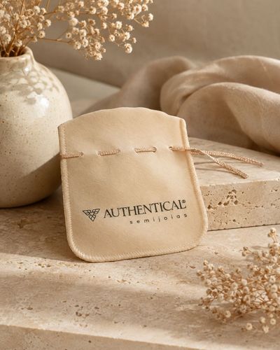 Saco M de veludo personalizado Authentical