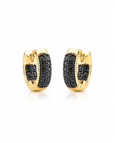 Argola dourada cravejada zircônias negras 