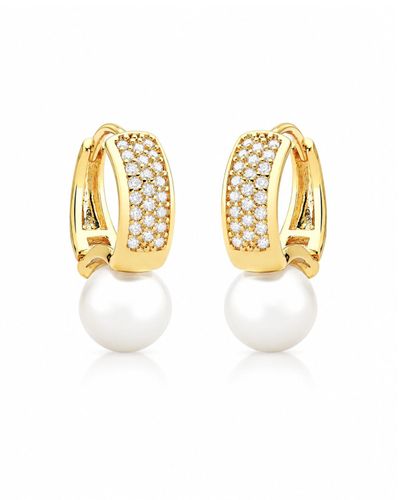 Argola dourada cravejada fecho click com pérola