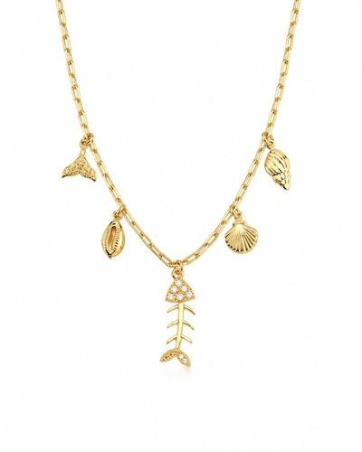 Colar dourado elos cartier pingentes conchas e peixe