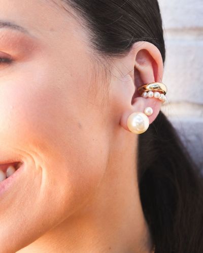 Brinco Dourado Ponto de Pérola Banhado a Ouro 18k