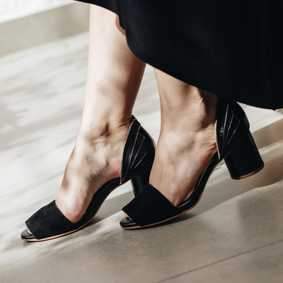 Sandália Yumi - Preto | salto medio 6.5cm