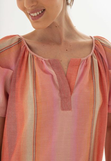 Blusa Pregas Degradê