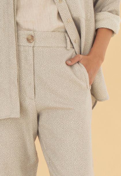 Calça Reta Jacquard Pintadinho