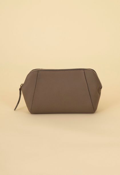 Necessaire Grande Couro Fendi