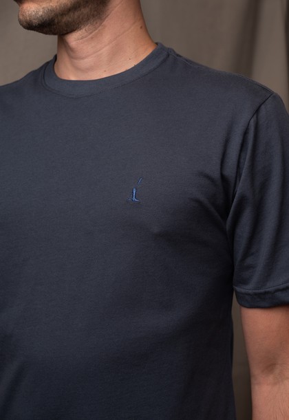 Camiseta Masculina Lisa Cinza Ardósia Logo Azul