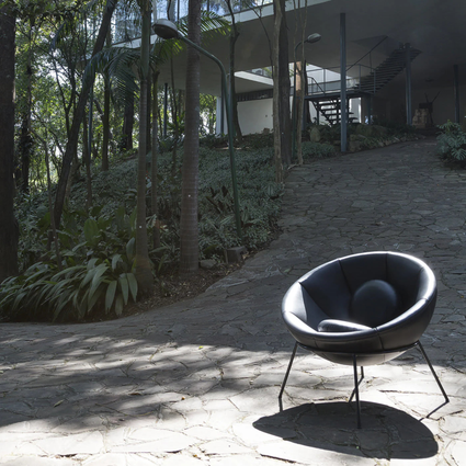 Poltrona Bardi’s Bowl Chair | Arper 