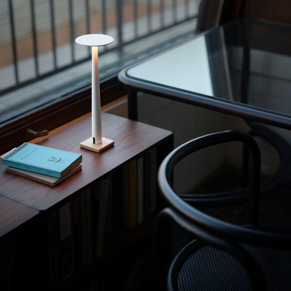 Luminária de Mesa Portofino | NemoLighting  