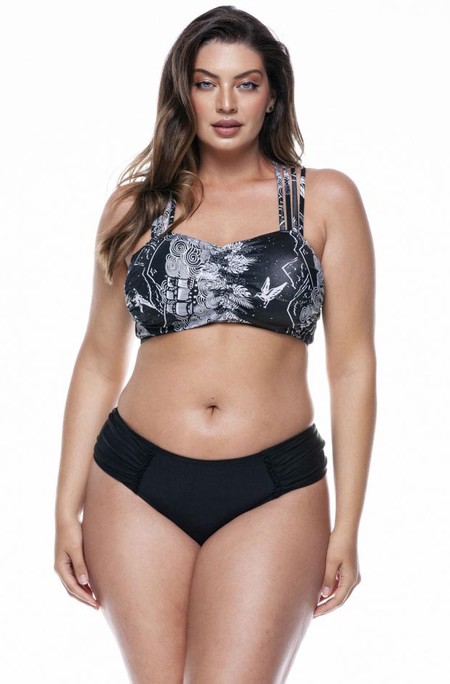 Calcinha Plus Size Drapeada Nas Laterais Na Cor Preto