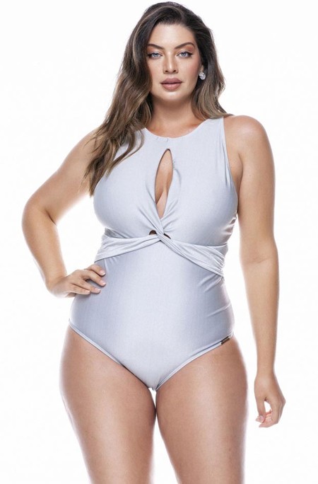 Maiô Plus Size Com Fenda No Colo, Torção No Busto Platina