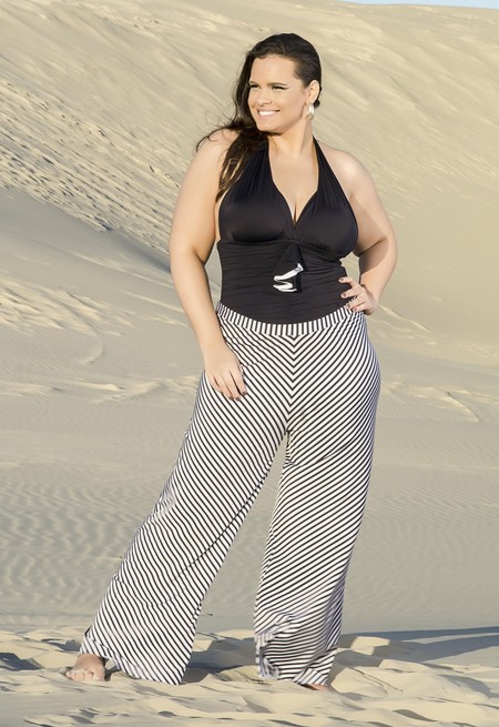 Calça Pantalona Plus Size, Listrado Preto e Branco