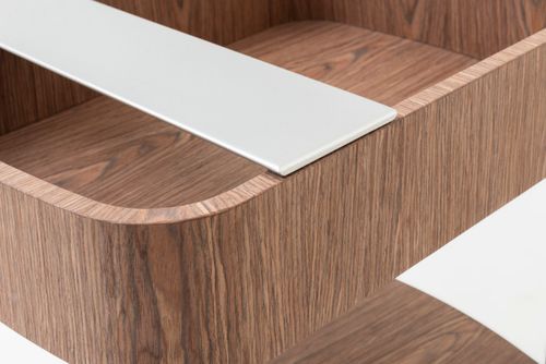 Mesa Lateral Moderna