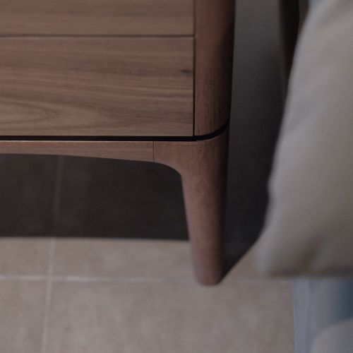 Mesa de Cabeceira Thae